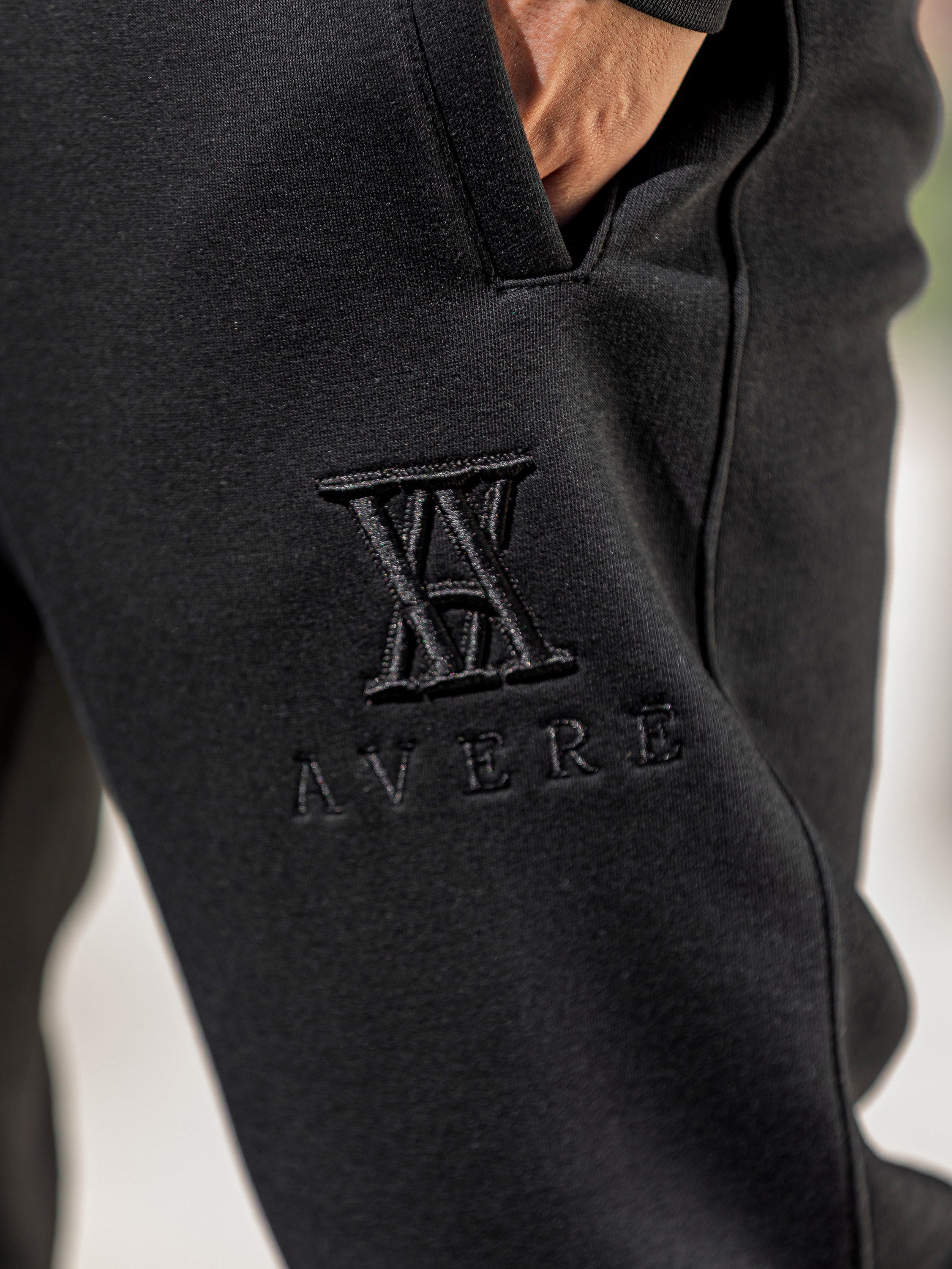 Capanne Black Cuffed Sweatpants