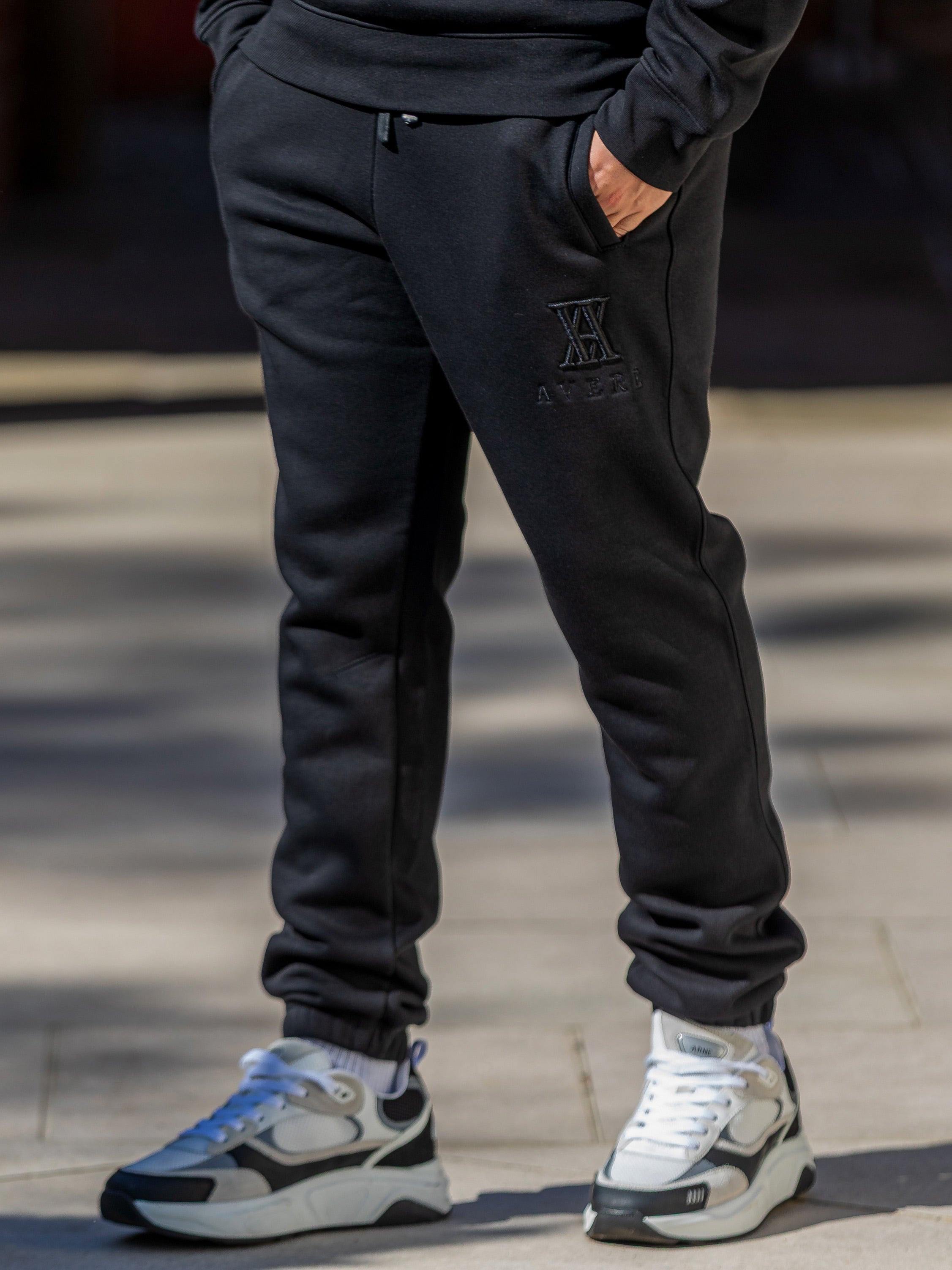Capanne Black Cuffed Sweatpants